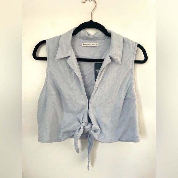 Abercrombie & Fitch Blouse Women’s light blue linen tiehem chambray collared top - Picture 1 of 4